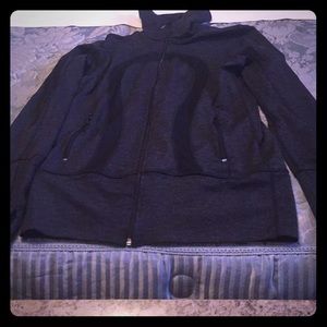 Lululemon sweat shirt
